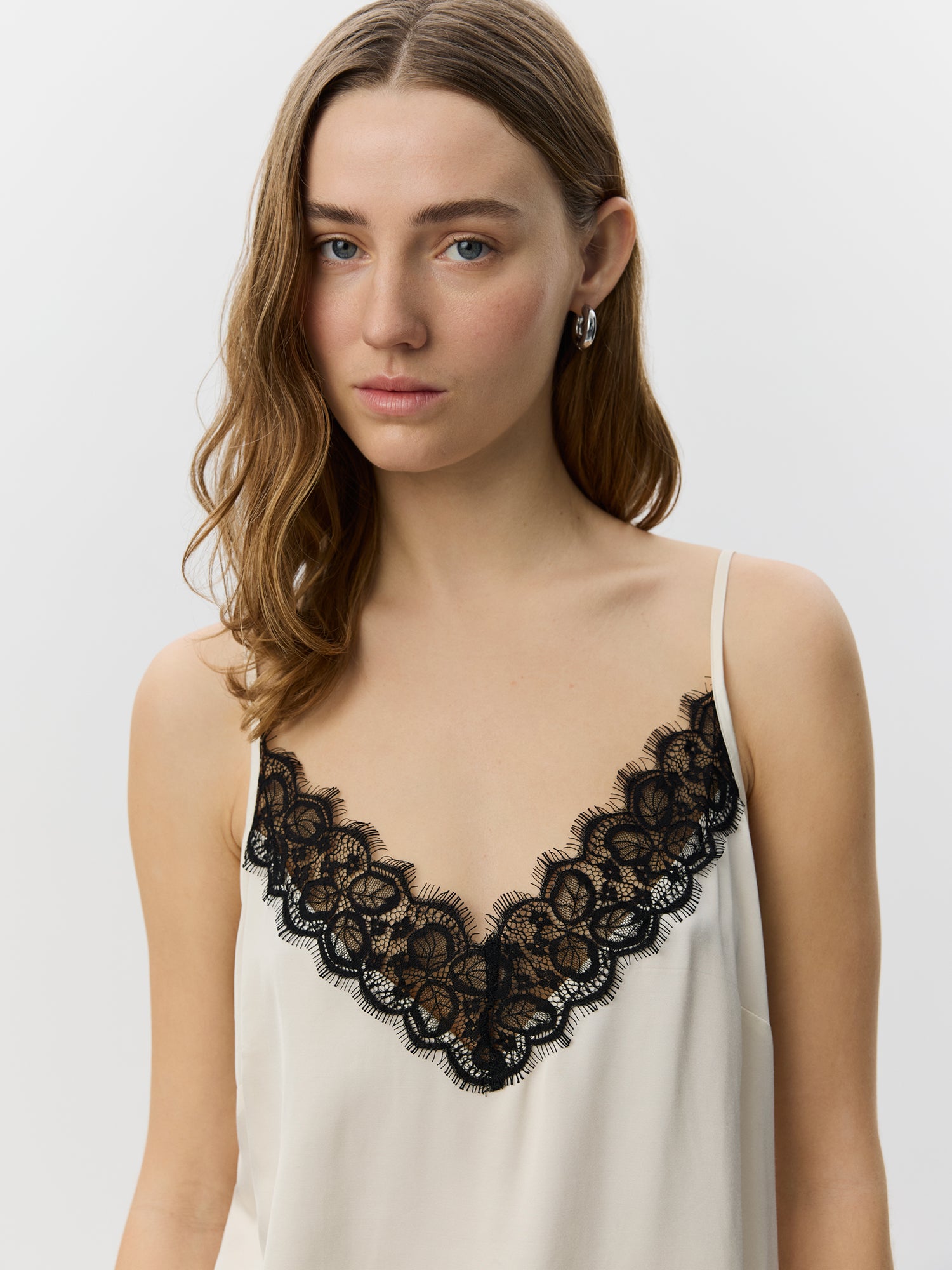 Sofie Schnoor WOMEN AGGIESW SLIP TOP Top 0159 Cream White