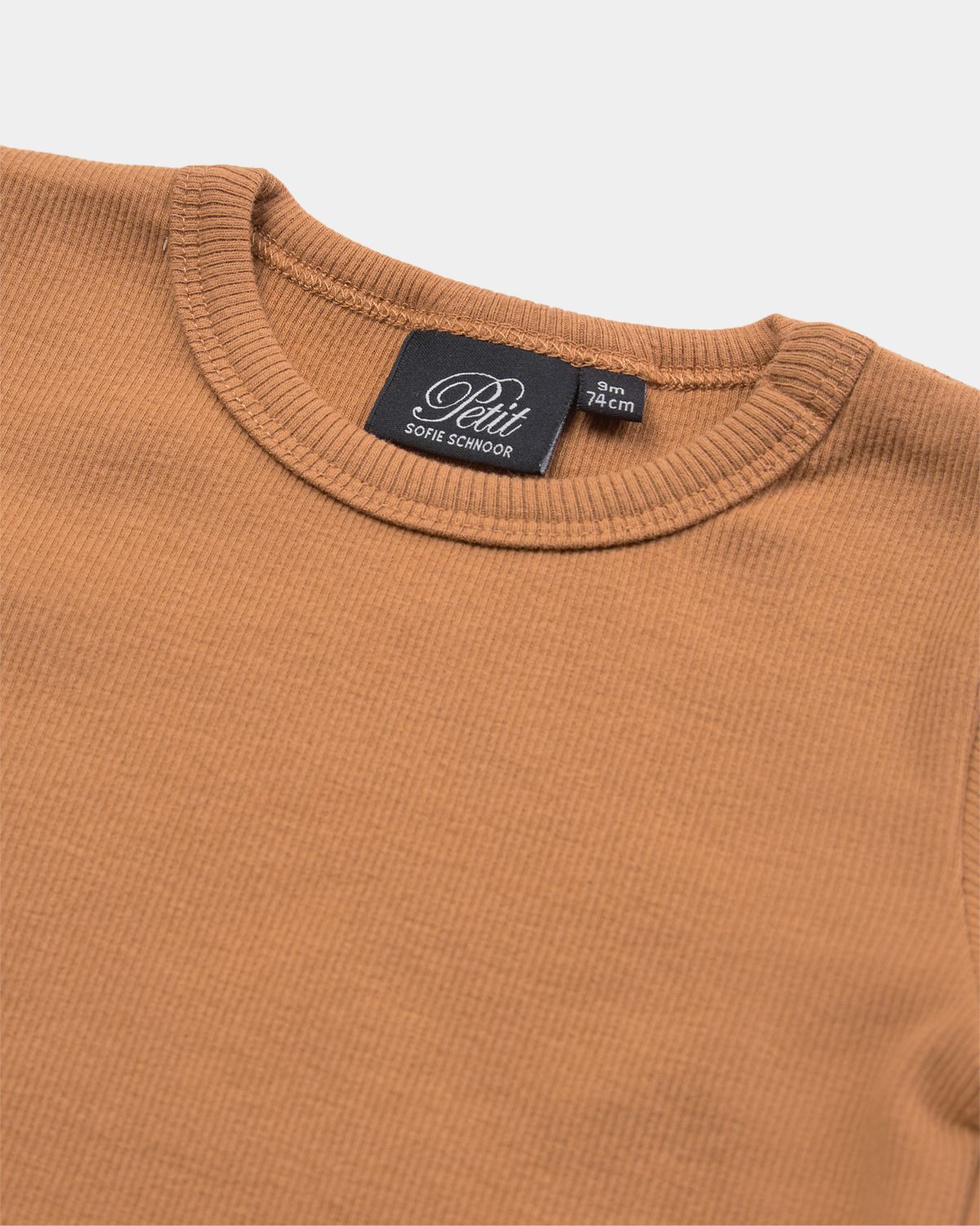 Sofie Schnoor KIDS ARIZONASB T-SHIRT LANGÆRMET T-shirt lang ærmet 7043 Dusty Brown