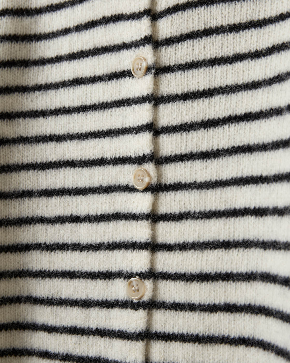 Sofie Schnoor KIDS CISSEKB CARDIGAN Cardigan 0140 Off White Striped