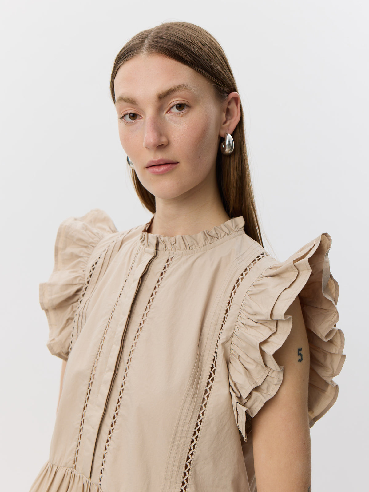 Sofie Schnoor WOMEN JULIENSW FRILL BOMULDSTOP Top 8058 Feather Gray