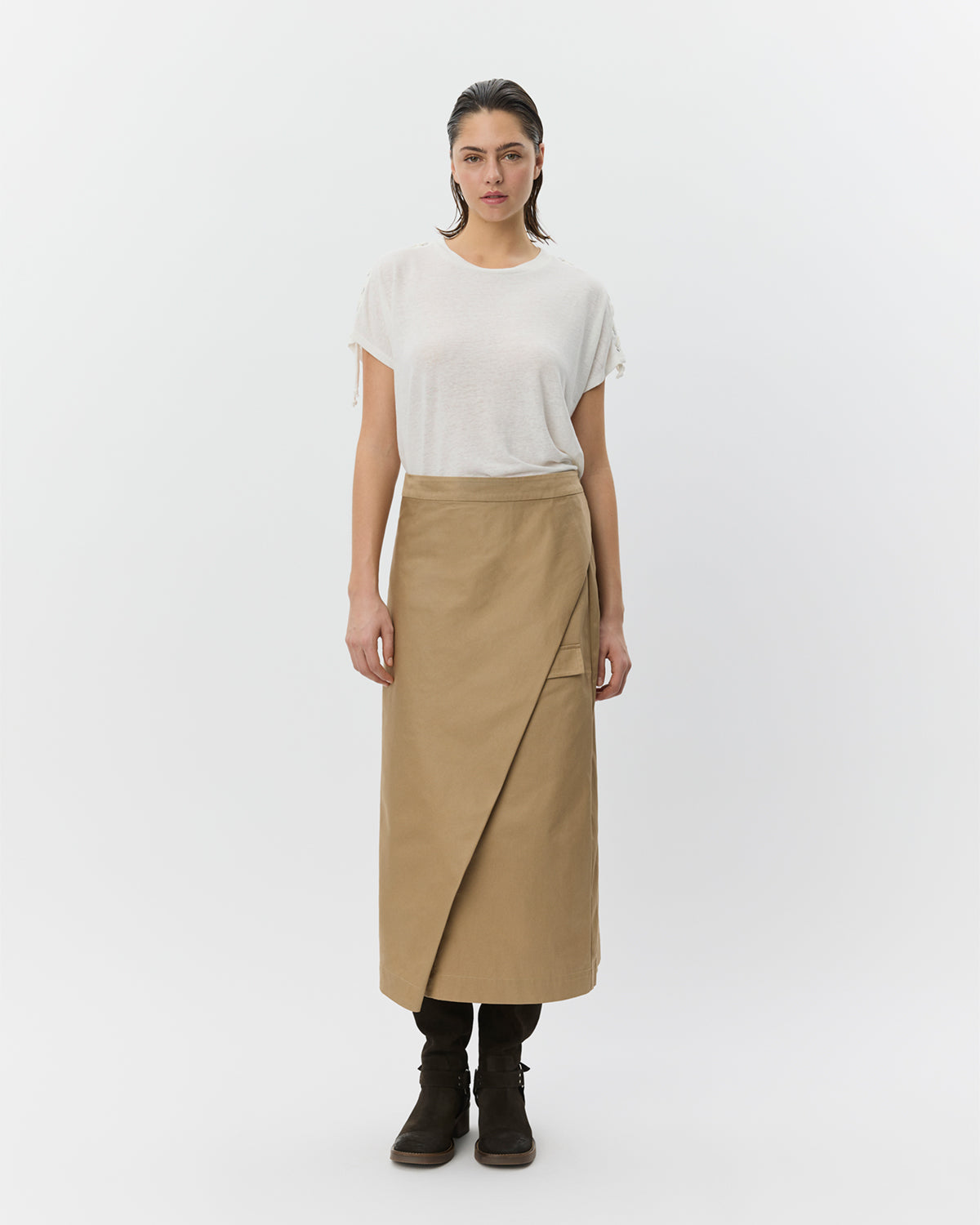 Sofie Schnoor WOMEN KATRINESW MIDI SLÅ OM NEDERDEL Nederdel 7012 Camel