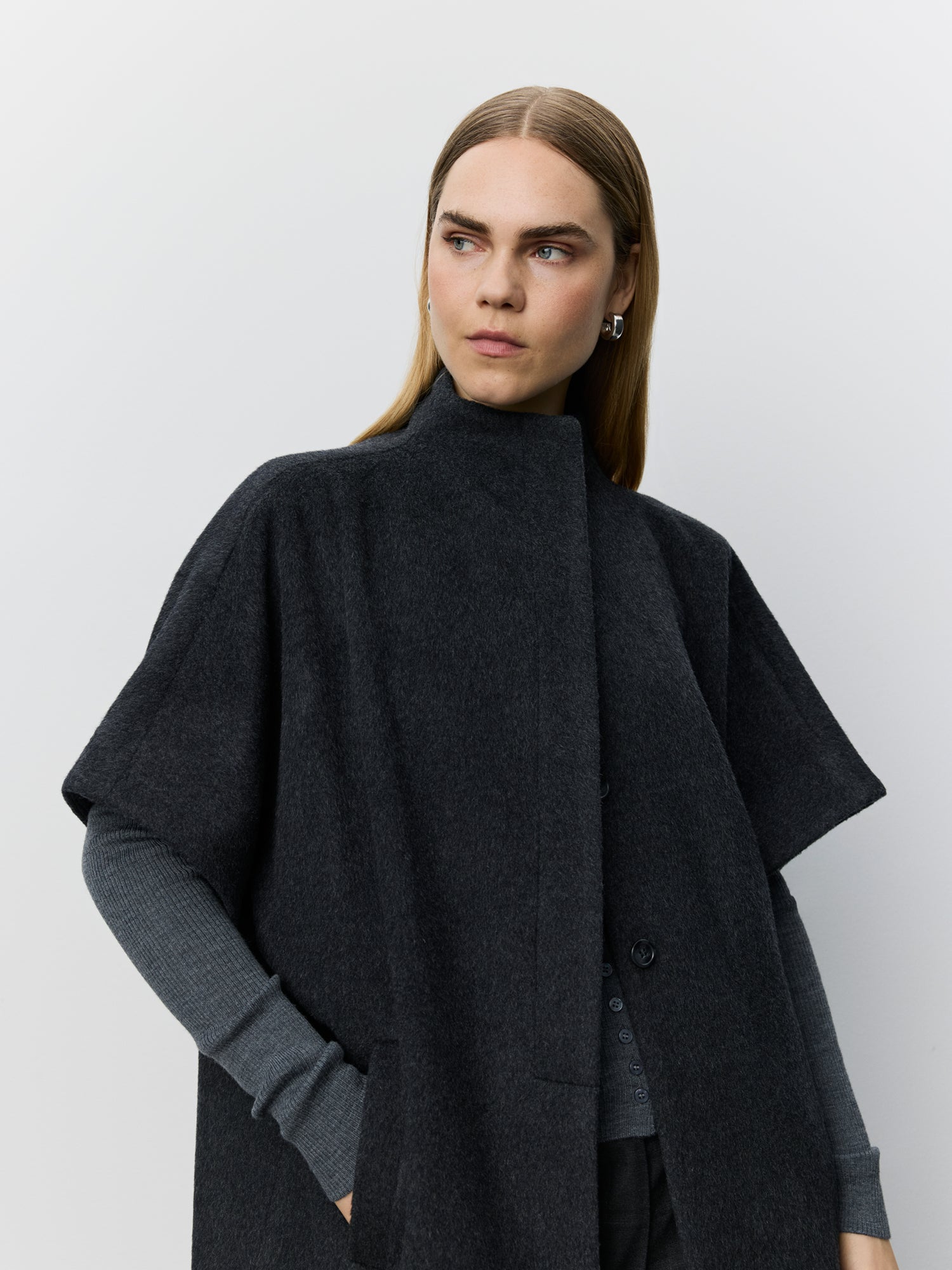 Sofie Schnoor WOMEN PALOMINASW KAPPE Cape 8008 Dark grey