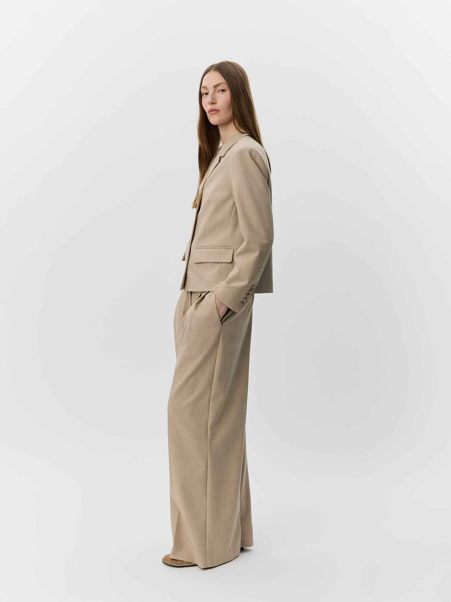 Sofie Schnoor WOMEN ELLYSW KORT BLAZER Blazer 7105 Light Sand