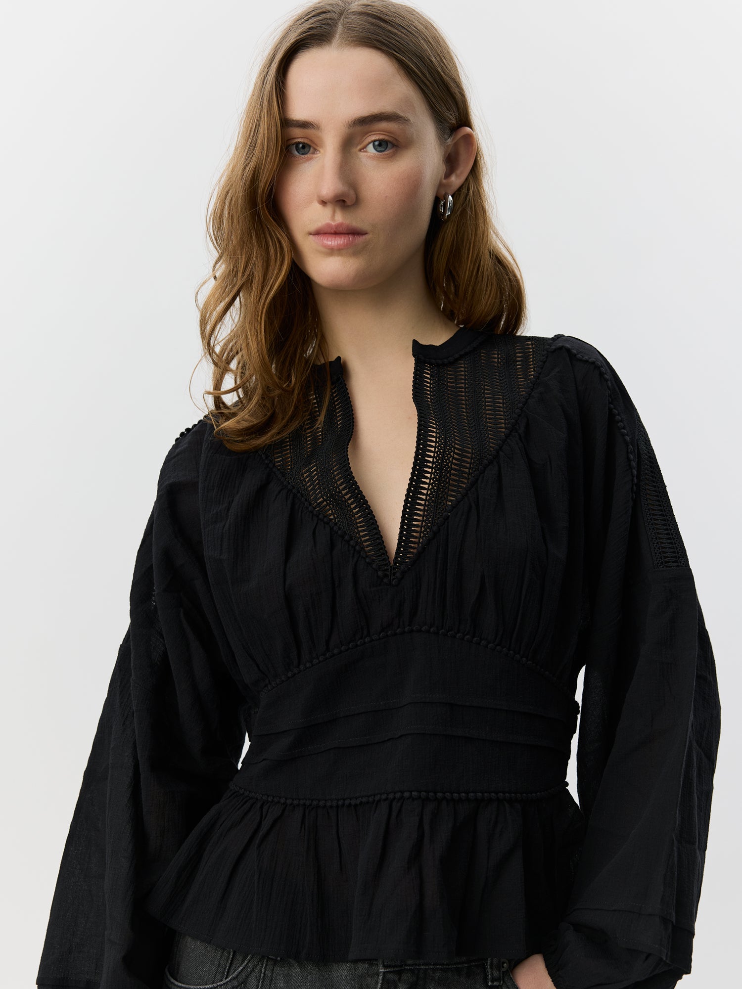 Sofie Schnoor WOMEN LOUSW BLONDE DETALJE BLUSE Bluse 1000 Black