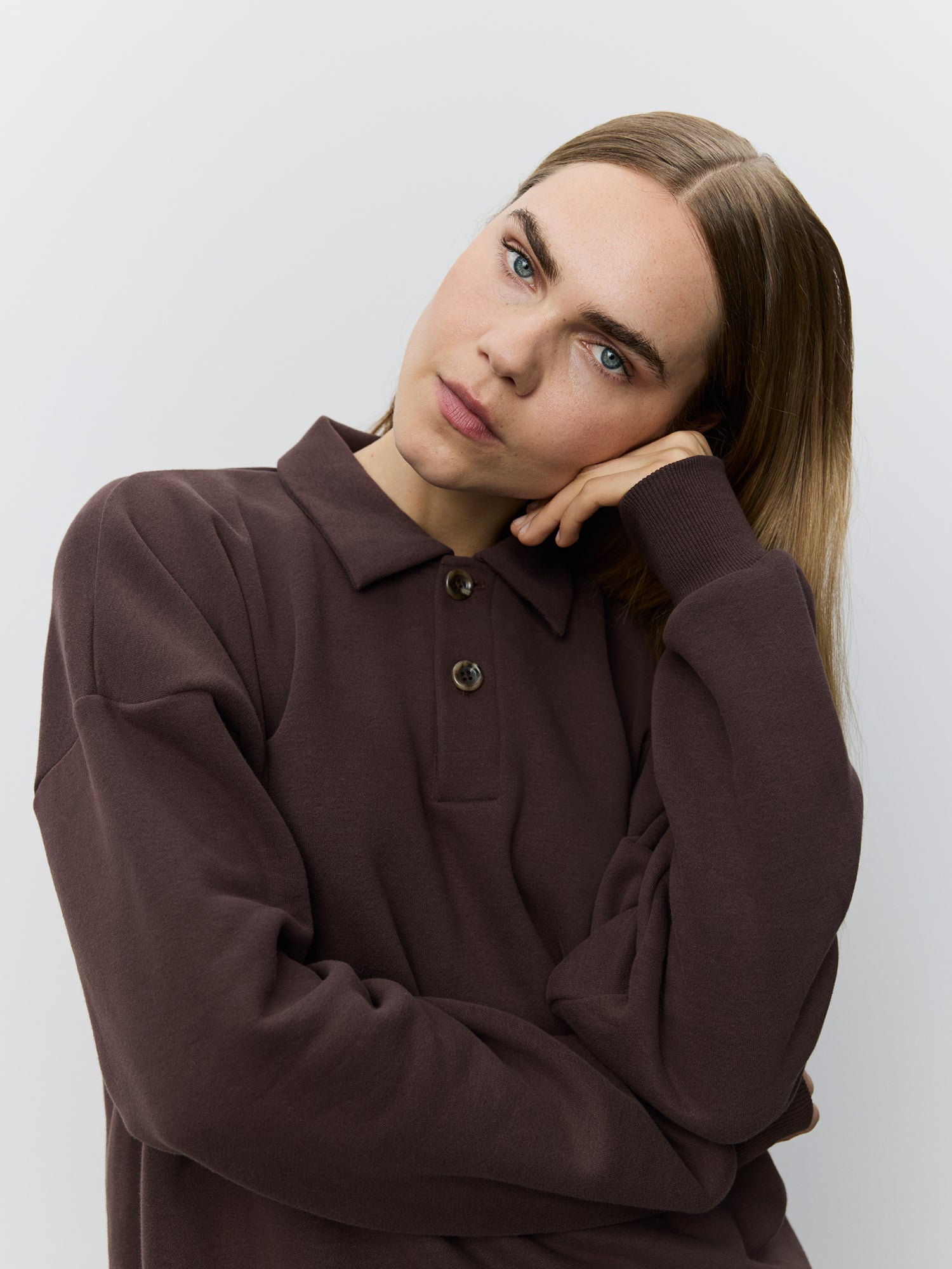 Sofie Schnoor WOMEN LUMESW POLO SWEATSHIRT T-shirt lang ærmet 7080 Dark brown