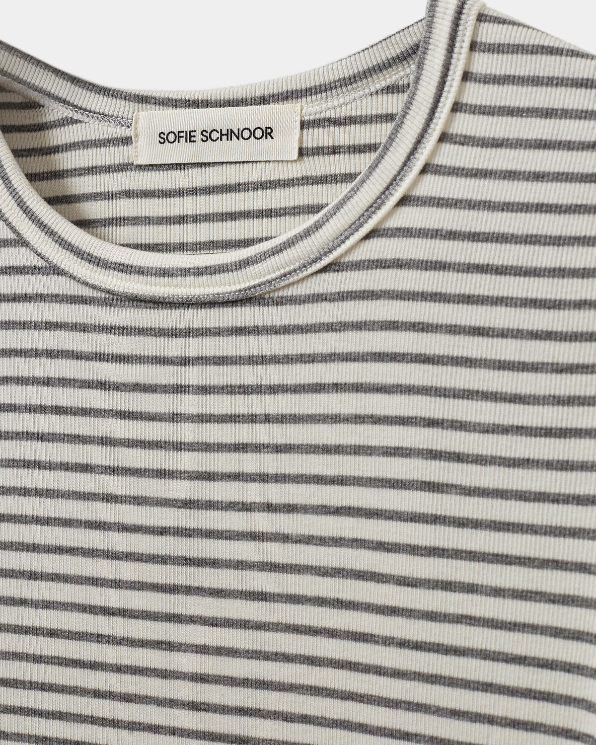 Sofie Schnoor WOMEN PETRICIASW STRIBE T-SHIRT LANGÆRMET T-shirt lang ærmet 8048 Grey Striped