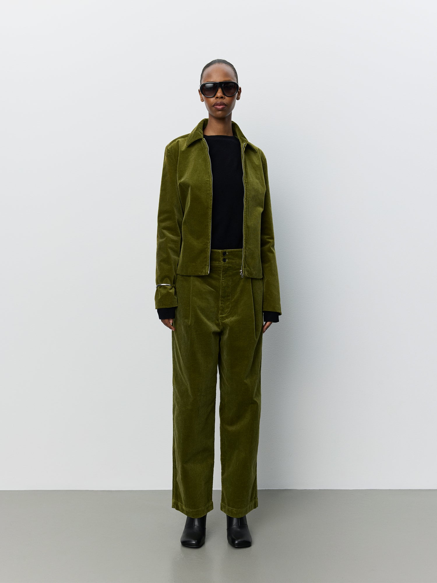 Sofie Schnoor WOMEN PRIELLASW FLØJLSJAKKE Jakke 3030 Olive green