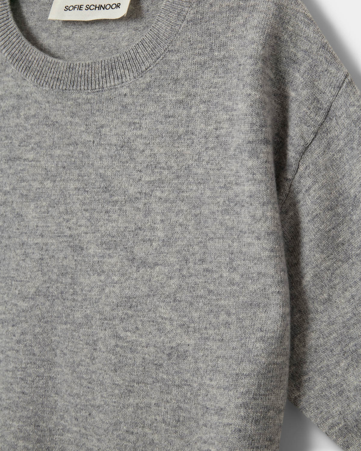 Sofie Schnoor YOUNG VIANNASY STRIK Sweater 8010 Grey melange